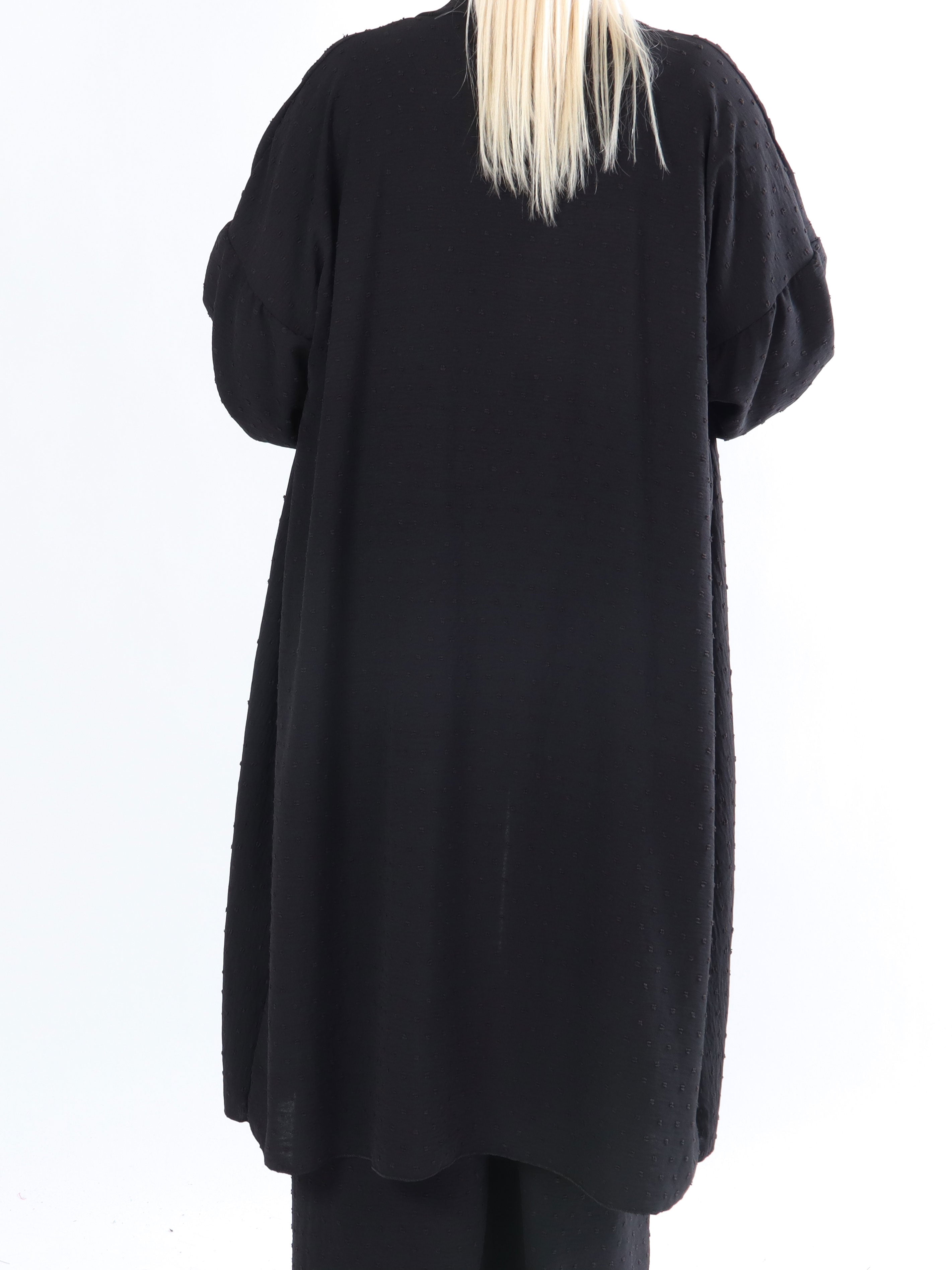 Marbella - Sød let plus size cardigan med prikket mønster